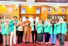 Miskomunikasi Antara Presma UNRAS dan Bupati Bengkulu Utara diselesaikan Dengan Secangkir Kopi