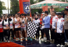 HUT ke-46 Desa Giri Kencana, Bupati Arie Septia Lepas Ratusan Peserta Fun Run 5K